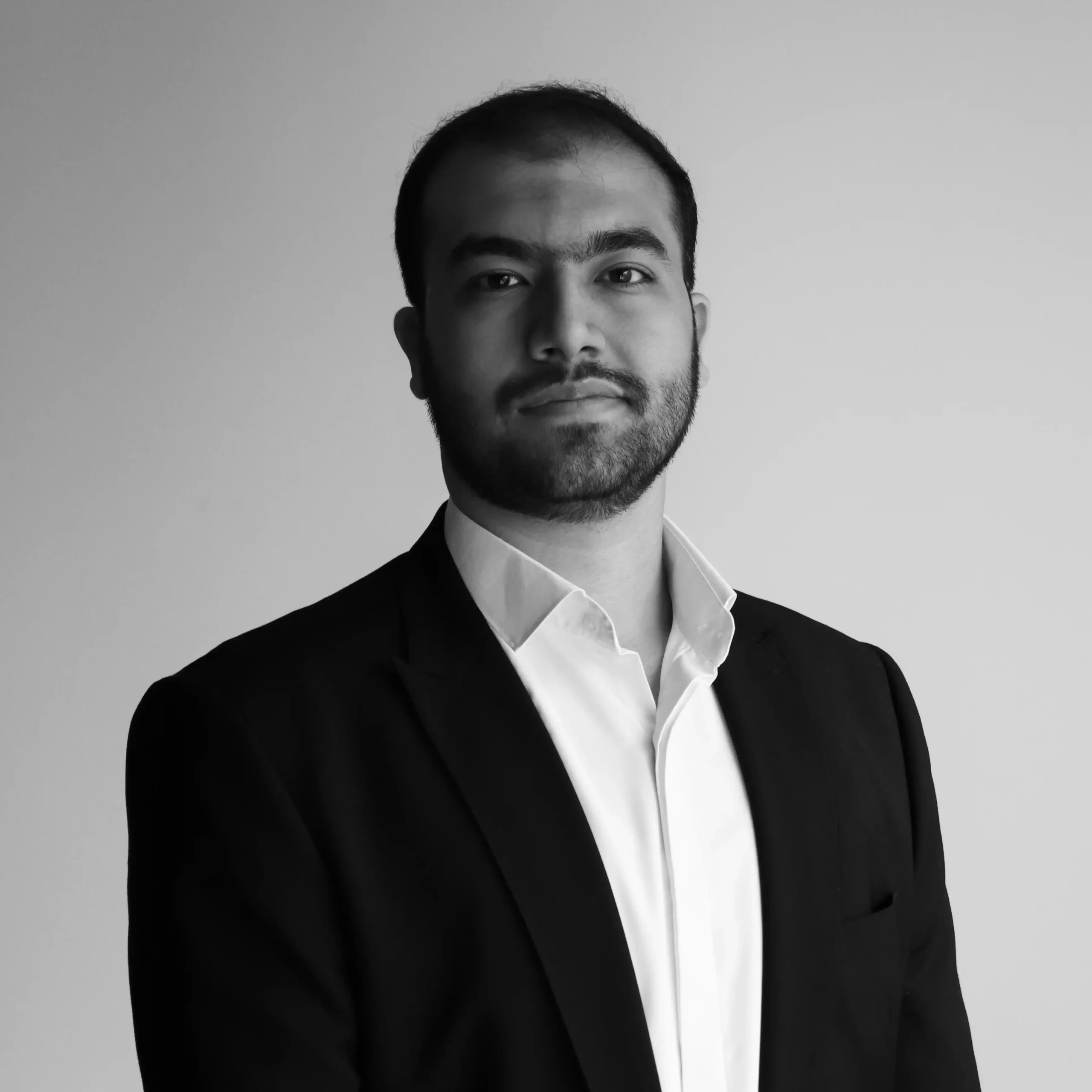 About Us مدرک دیجیتال مارکتینگ از دانشگاه Mpt اتریش و&Nbsp;طراحی وب سایت، گوگل ادورزد، Dba از مجتمع فنی تهران، دیپلم انیمیشن و&Nbsp;لیسانس طراحی خودرو از دانشگاه آزاد تهران
